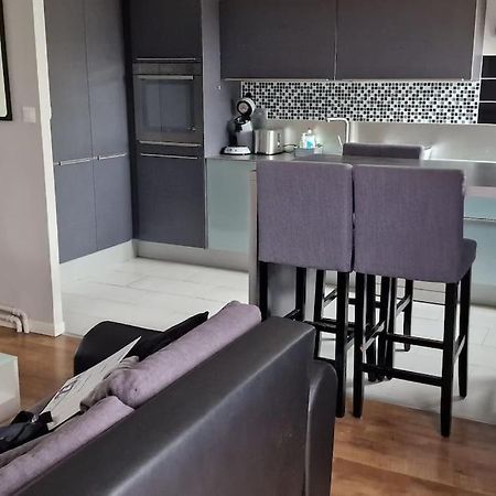 Refuge Urbain Chic Avec Balcon Apartamento Saint-Lô Exterior foto