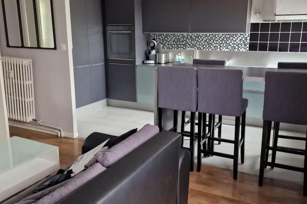 Refuge Urbain Chic Avec Balcon Apartamento Saint-Lô Exterior foto